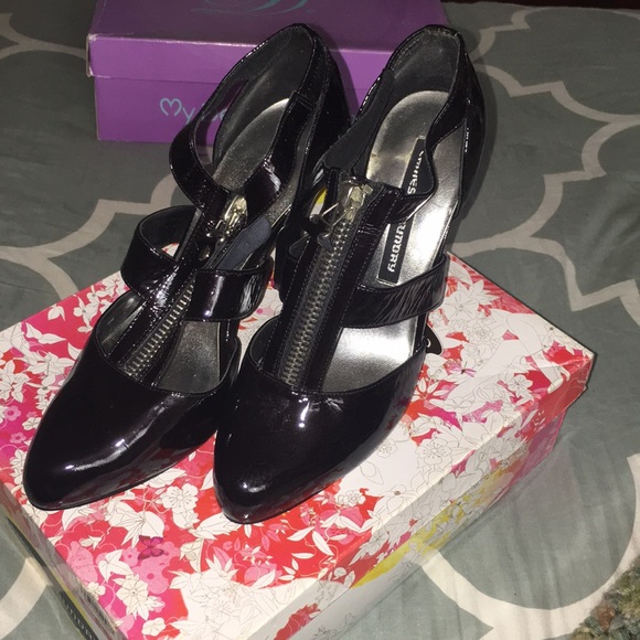 Chinese Laundry “A-LIST” Black Patent Heels sz 8 - Picture 2 of 8